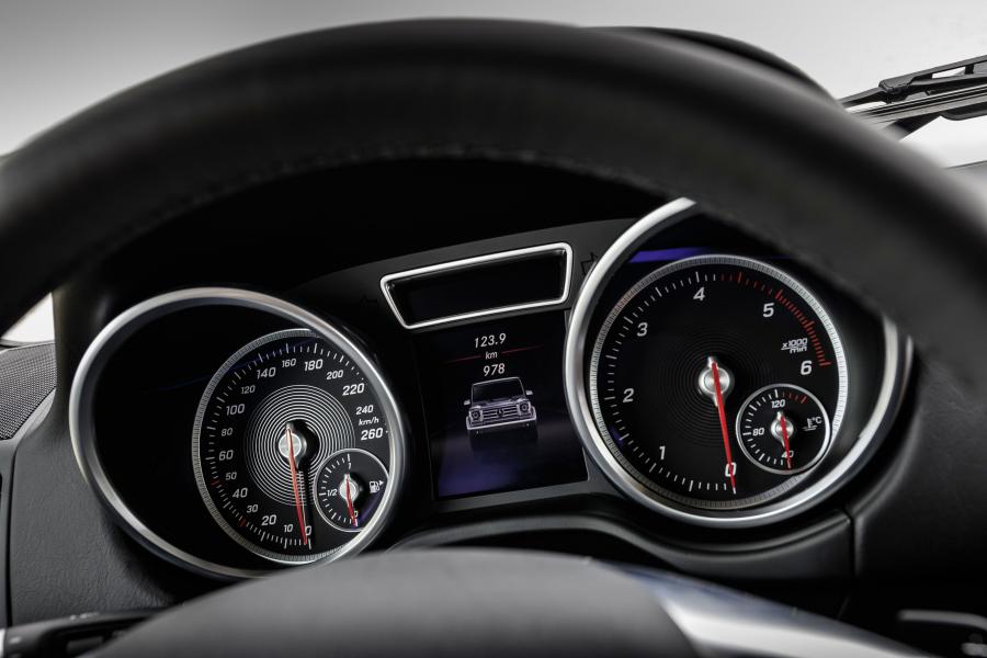  Mercedes-Benz G350 d Professional 2016 года  (фото 2 из 9)